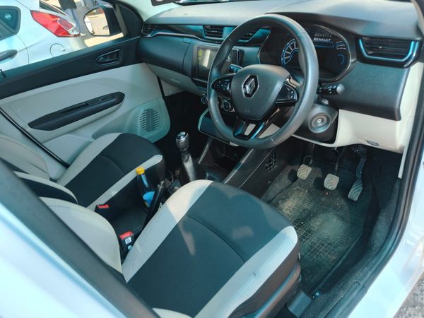 2022-Renault-Triber-10-Dynamique image:8