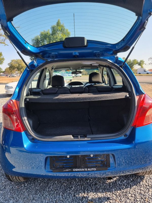 2006-Toyota-Yaris-T3-5-dr image:14