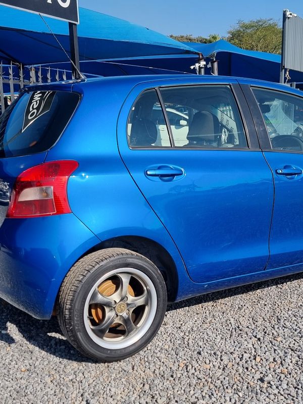 2006-Toyota-Yaris-T3-5-dr image:4