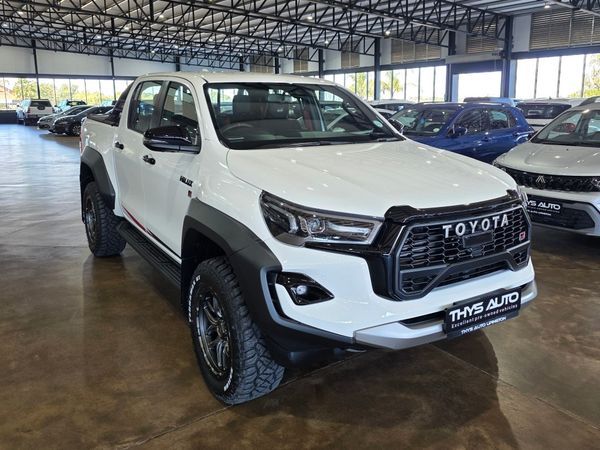 2026-Toyota-Hilux-28GD-6-GR-Sport-Double-Cab-4x4 image:3