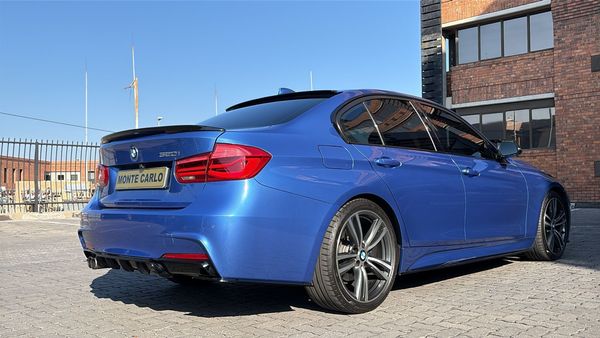 2017-BMW-3-Series-320i-M-Sport-Auto image:10
