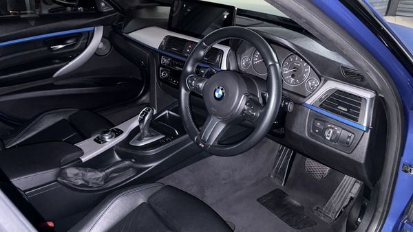 2017-BMW-3-Series-320i-M-Sport-Auto image:14