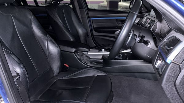 2017-BMW-3-Series-320i-M-Sport-Auto image:18