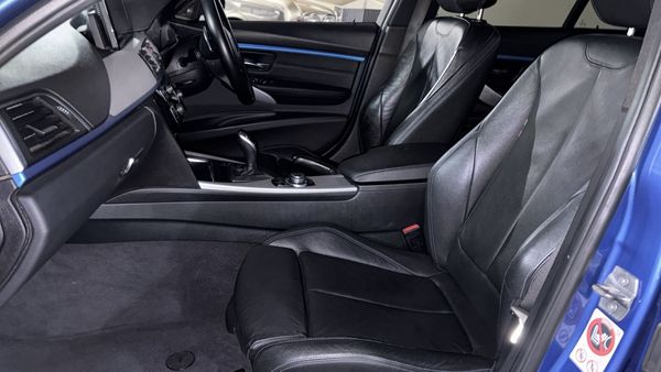 2017-BMW-3-Series-320i-M-Sport-Auto image:24