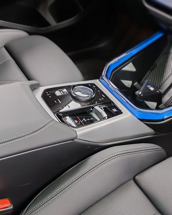 2026-BMW-X3-20d-xDrive-M-Sport image:9