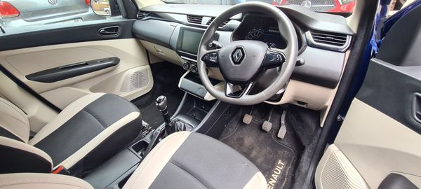2021-Renault-Triber-10-Dynamique image:7