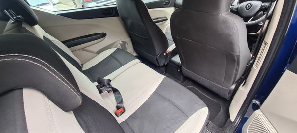 2021-Renault-Triber-10-Dynamique image:8