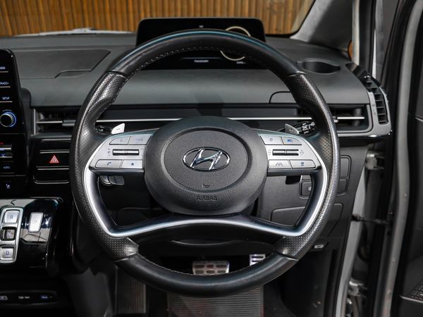 2021-Hyundai-Staria-22d-Luxury-Auto image:17