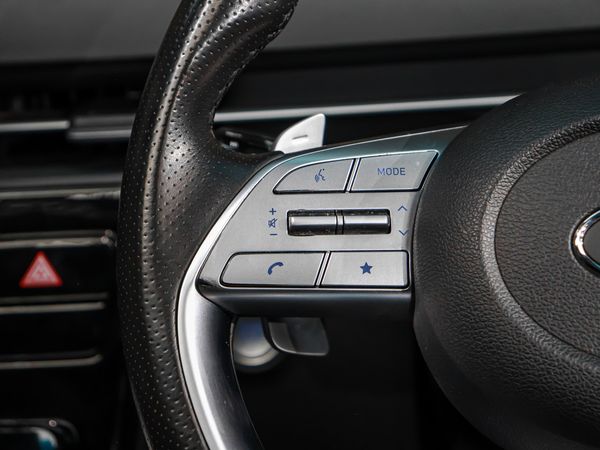 2021-Hyundai-Staria-22d-Luxury-Auto image:18