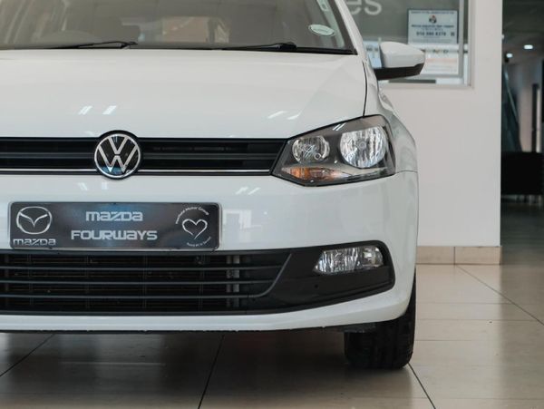 2022-Volkswagen-Polo-Vivo-14-Comfortline-5-dr image:7
