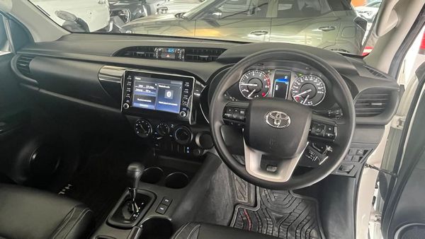 2024-Toyota-Hilux-24-GD-6-Raised-Body-Raider-Auto-Extended-Cab image:4