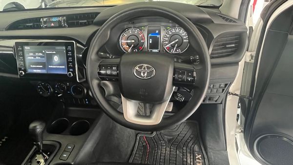 2024-Toyota-Hilux-24-GD-6-Raised-Body-Raider-Auto-Extended-Cab image:5