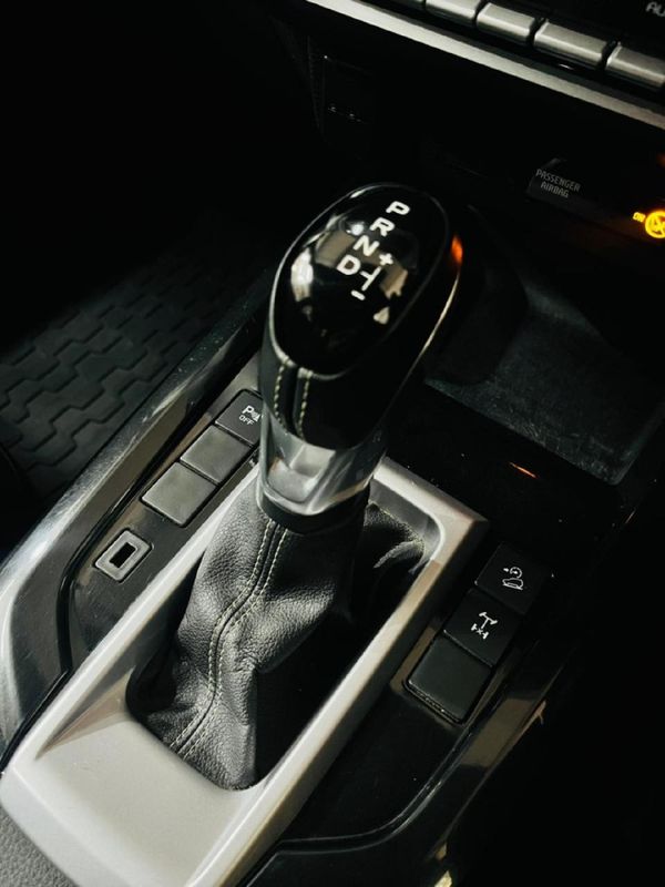 2024-Isuzu-D-Max-30-DDI-V-Cross-HR-Auto-Double-Cab image:15