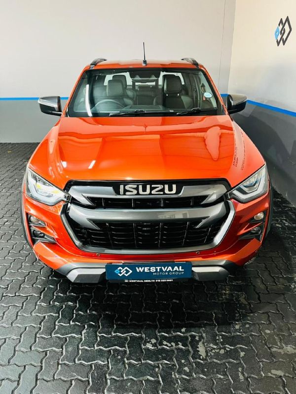 2024-Isuzu-D-Max-30-DDI-V-Cross-HR-Auto-Double-Cab image:3