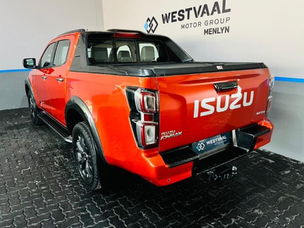 2024-Isuzu-D-Max-30-DDI-V-Cross-HR-Auto-Double-Cab image:5