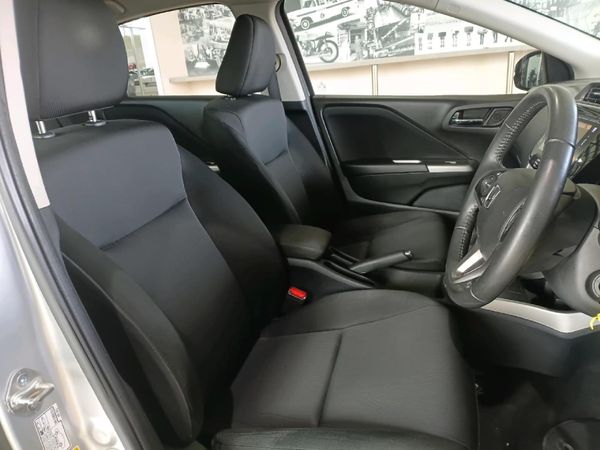 2015-Honda-Ballade-15-Elegance image:12