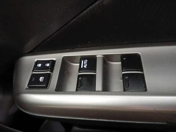 2015-Honda-Ballade-15-Elegance image:14