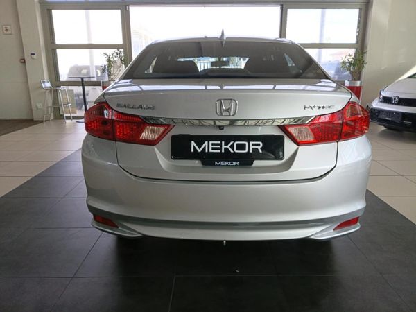 2015-Honda-Ballade-15-Elegance image:4