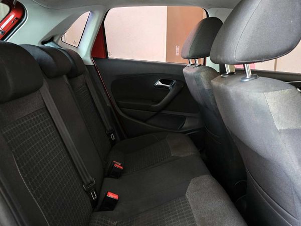 2016-Volkswagen-Polo-GP-12-TSI-Comfortline-66kW image:16