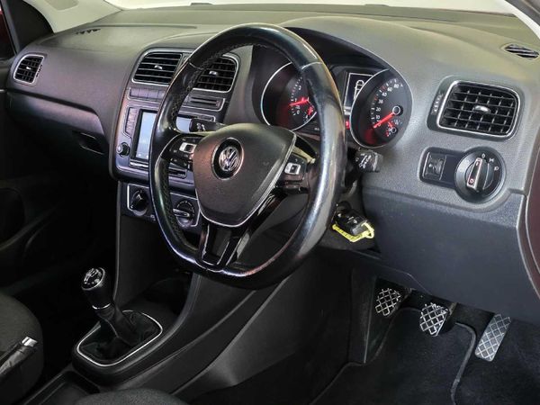 2016-Volkswagen-Polo-GP-12-TSI-Comfortline-66kW image:21