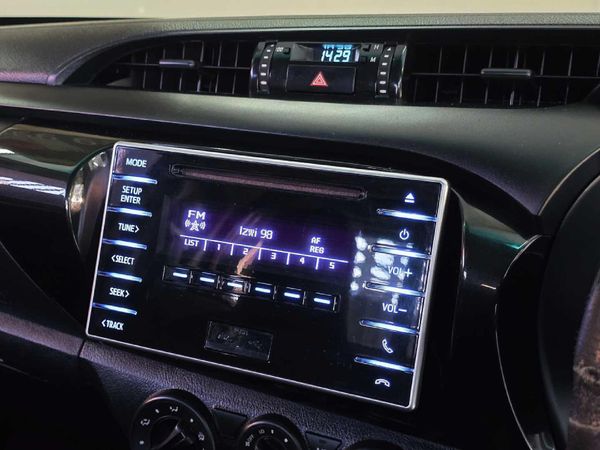 2018-Toyota-Hilux-24-GD-6-Raised-Body-SRX-Single-Cab image:20