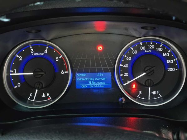 2018-Toyota-Hilux-24-GD-6-Raised-Body-SRX-Single-Cab image:8