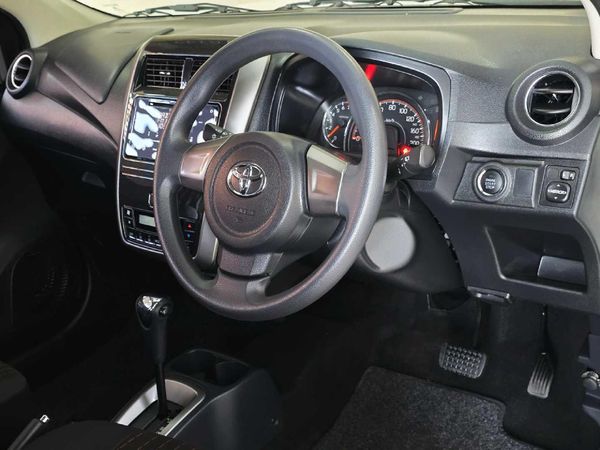 2022-Toyota-Agya-10-Auto image:22