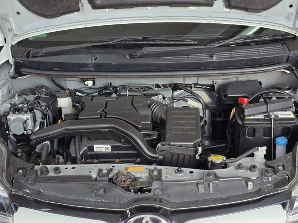 2022-Toyota-Agya-10-Auto image:6