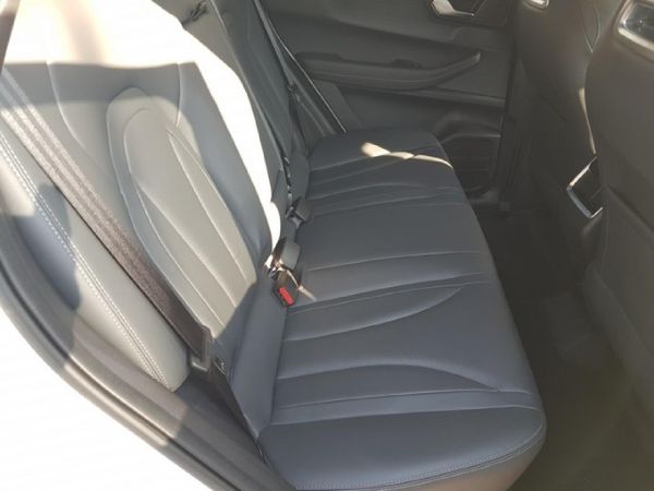 2026-Chery-Tiggo-Cross-15-Lit-CVT-Auto image:5