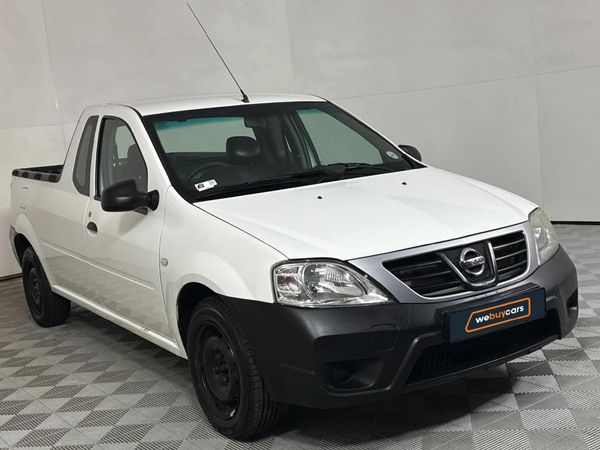 2014-Nissan-NP200-15-dCi-Safety-Pack image:10