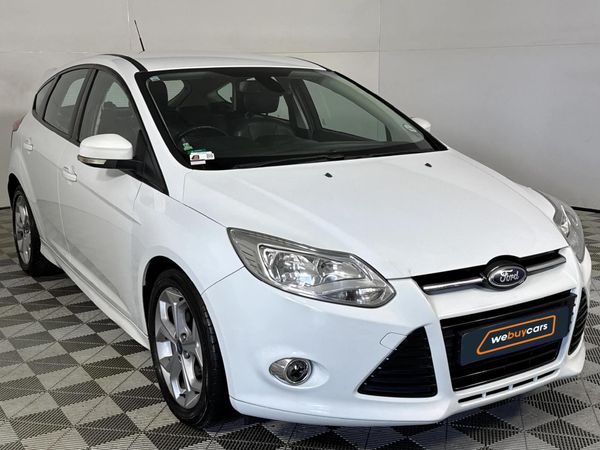 2013-Ford-Focus-20-TDCi-Trend-Auto-5-dr image:15