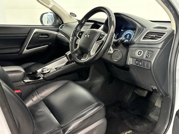 2021-Mitsubishi-Pajero-Sport-24D-4x4-Exceed-Auto image:9