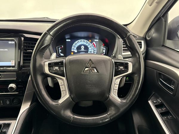 2021-Mitsubishi-Pajero-Sport-24D-4x4-Exceed-Auto image:11