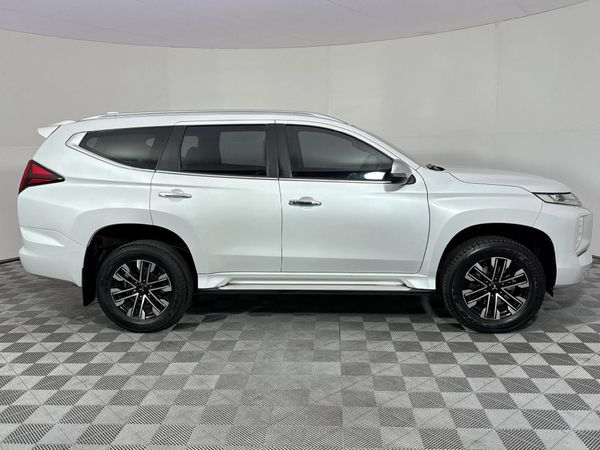 2021-Mitsubishi-Pajero-Sport-24D-4x4-Exceed-Auto image:16