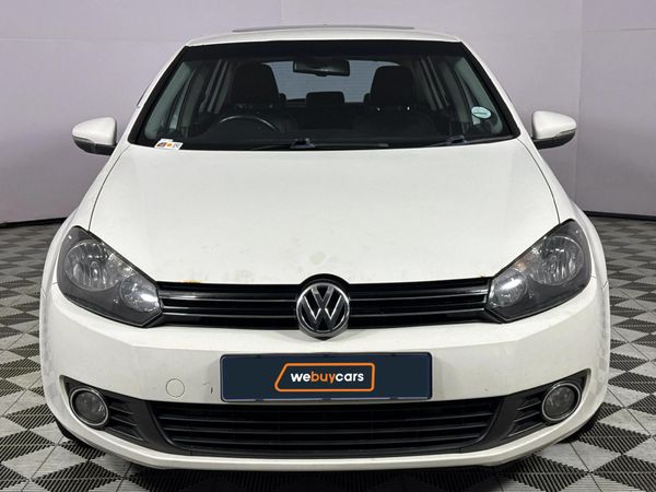 2011-Volkswagen-Golf-VI-14-TSI-Comfortline image:14