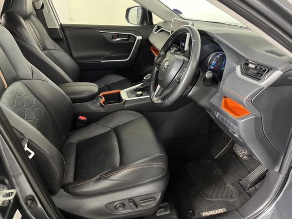 2023-Toyota-RAV4-25-GX-R-Hyrbid-CVT-E-Four image:9