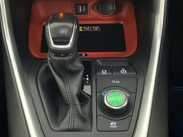 2023-Toyota-RAV4-25-GX-R-Hyrbid-CVT-E-Four image:10