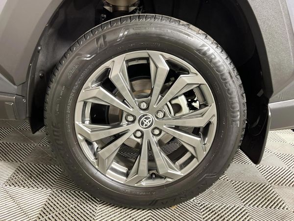 2023-Toyota-RAV4-25-GX-R-Hyrbid-CVT-E-Four image:6