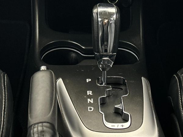 2014-Dodge-Journey-36-V6-RT-Auto image:10