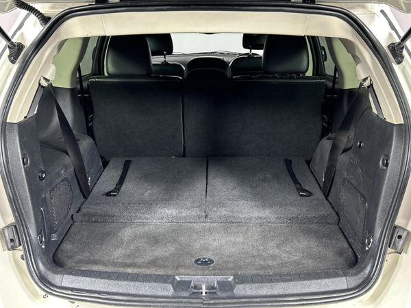 2014-Dodge-Journey-36-V6-RT-Auto image:14