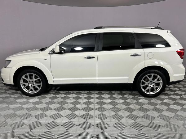 2014-Dodge-Journey-36-V6-RT-Auto image:19