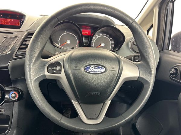 2010-Ford-Fiesta-14i-Ambiente-5-dr image:11