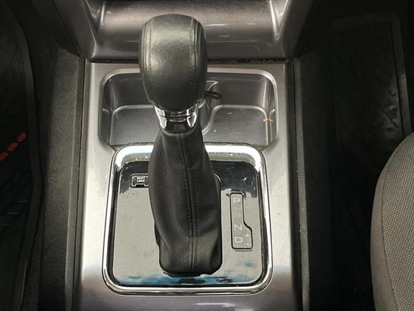 2024-Mahindra-Pik-Up-22-mHawk-S6-Karoo-Auto-Double-Cab image:9