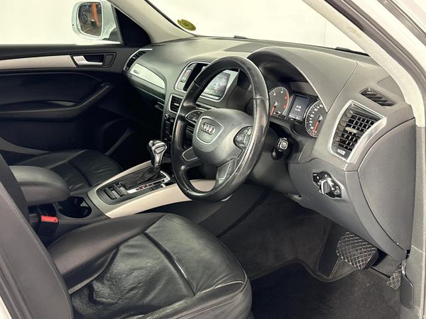 2014-Audi-Q5-20-TDI-quattro-S-Auto image:9