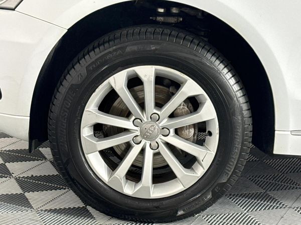 2014-Audi-Q5-20-TDI-quattro-S-Auto image:4