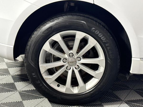 2014-Audi-Q5-20-TDI-quattro-S-Auto image:7