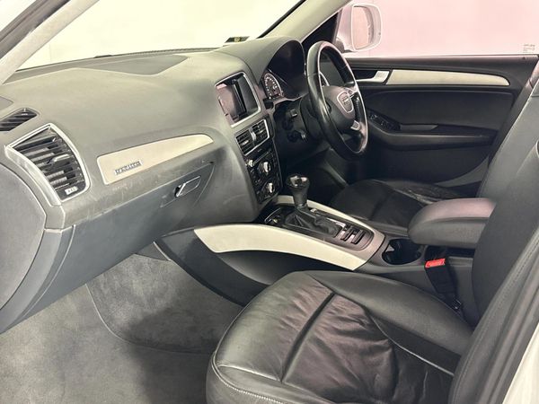 2014-Audi-Q5-20-TDI-quattro-S-Auto image:8