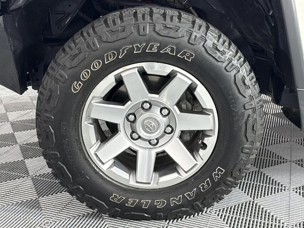 2020-Toyota-FJ-Cruiser-40-V6 image:2