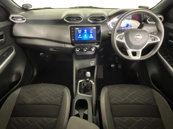 2025-Nissan-Magnite-10-Acenta-Plus-AMT image:1