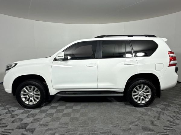 2017-Toyota-Land-Cruiser-Prado-30-TDI-VX-Auto image:19